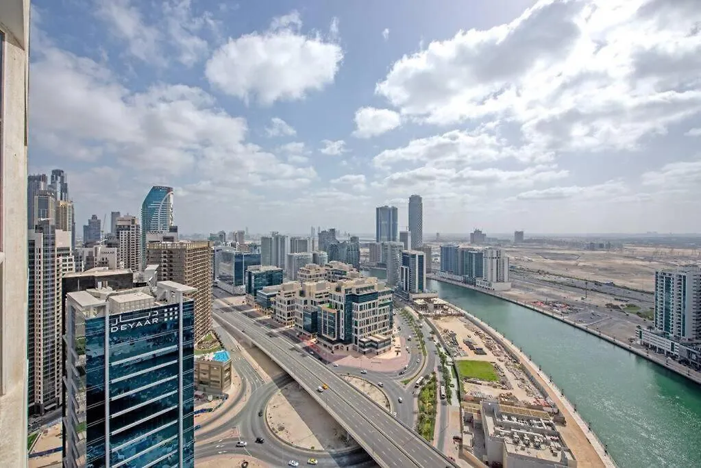 Upscale 1 Bed Apartment In Business Bay-Suiteable Dubai