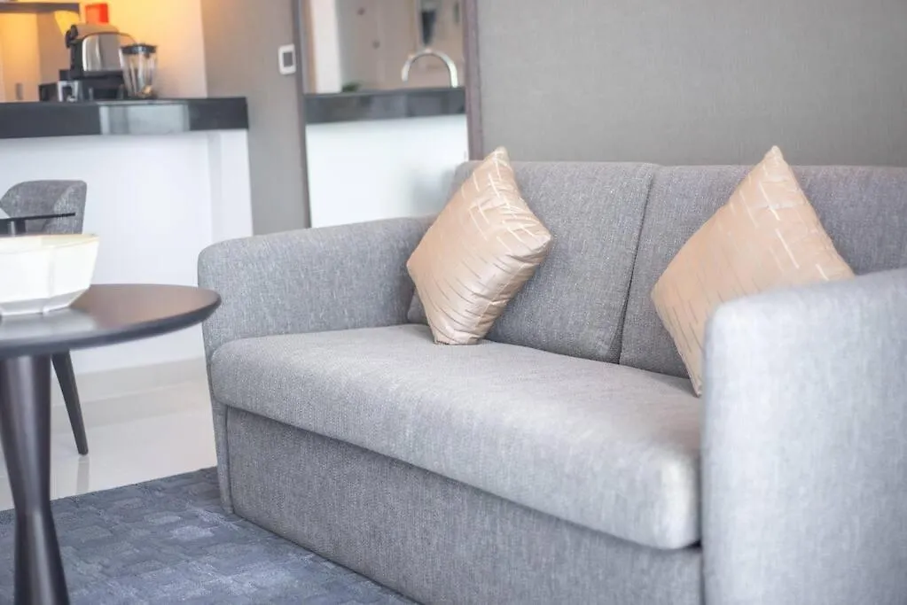 Upscale 1 Bed Apartment In Business Bay-Suiteable Dubai