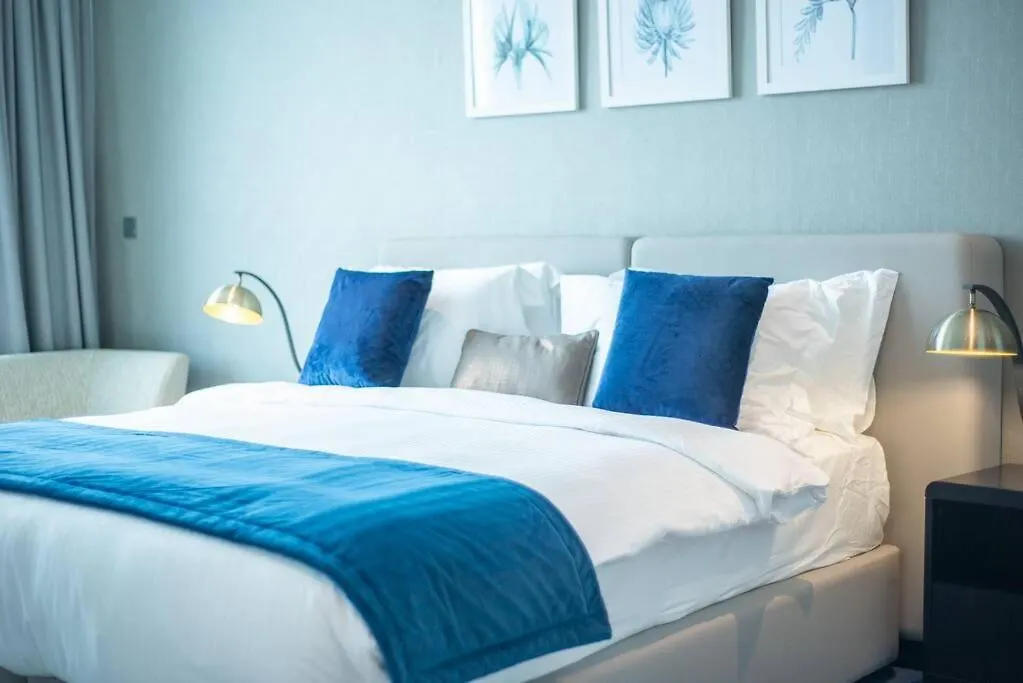 Upscale 1 Bed Apartment In Business Bay-Suiteable Dubái